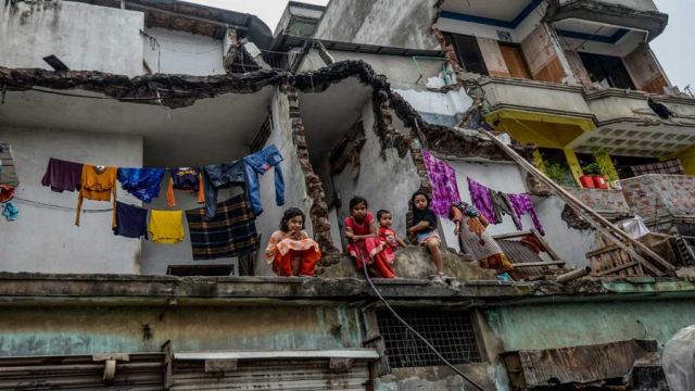 AFP__20200501__1QX8K4__v1__MidRes__BangladeshLifestyleChildren.jpg