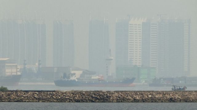 AFP__20200620__1TR72A__v1__MidRes__IndonesiaEnvironmentPollution.jpg