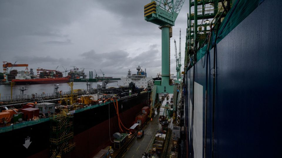 AFP__20200812__1WG1S9__v1__MidRes__SkoreaTradeTransportLogistics.jpg