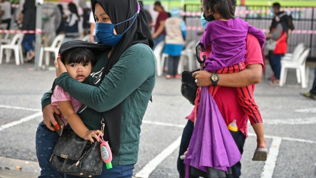 AFP__20210527__9AU9LC__v1__MidRes__MalaysiaHealthVirus.jpg
