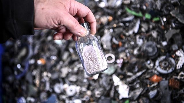 AFP__20210713__9D297K__v3__HighRes__FranceScienceRecyclingEnvironmentEconomy1.jpg