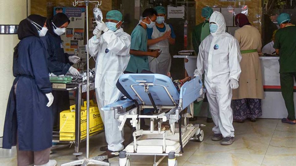 AFP__20220203__9XX682__v1__MidRes__IndonesiaHealthVirus.jpg