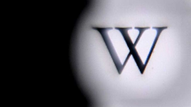 AFP__20220415__328E2Z3__v1__MidRes__RussiaInternetWikipedia.jpg