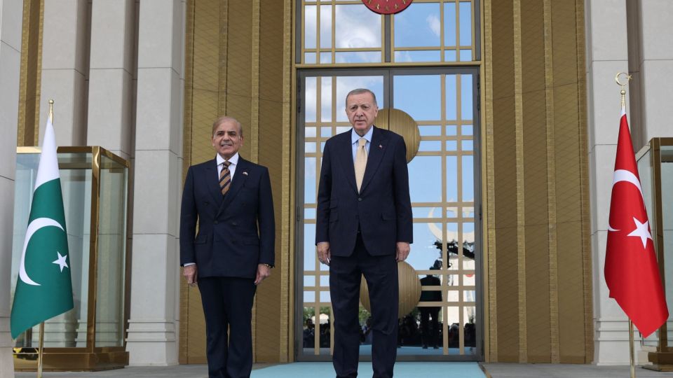 AFP__20220601__32BP6CX__v1__MidRes__TurkeyPakistanDiplomacy.jpg