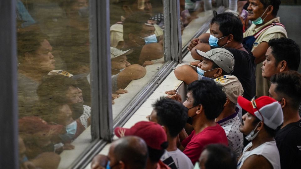 AFP__20221024__32L864W__v1__MidRes__PhilippinesTraditionGamblingCockfightingAnimal.jpg