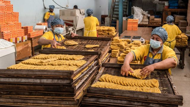 AFP__20230114__33726ND__v1__MidRes__IndonesiaEconomy.jpg