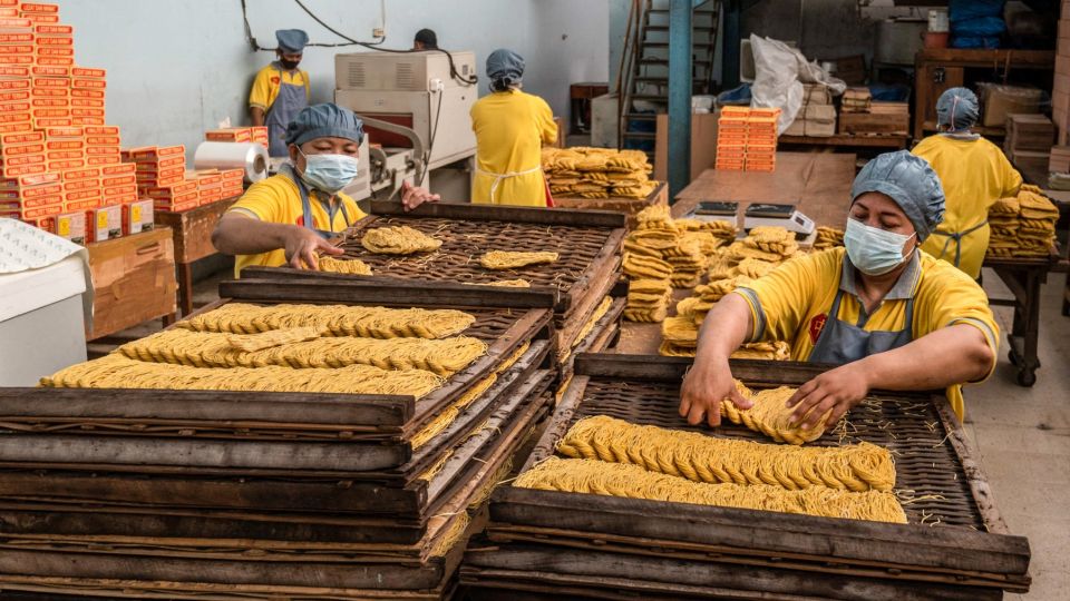 AFP__20230114__33726ND__v1__MidRes__IndonesiaEconomy.jpg