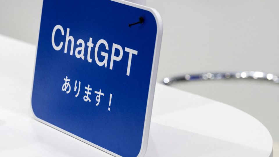 AFP__20230510__33ER6AQ__v1__MidRes__JapanTechnologyAiSoftwareChatgpt.jpg