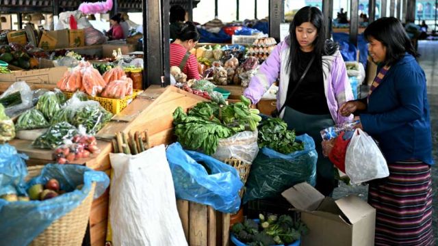 AFP__20240112__34EM7NT__v1__MidRes__BhutanEconomy.jpg