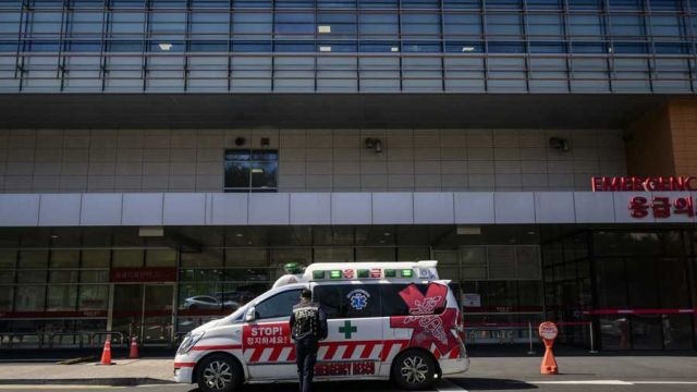 AFP__20240321__34LZ3GK__v1__MidRes__SkoreaHealthLabourStrike.jpg