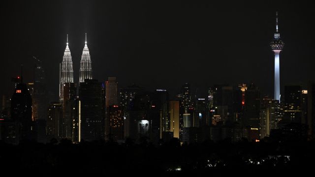 AFP__20240323__34M83DR__v1__MidRes__MalaysiaEnvironmentEarthHour.jpg