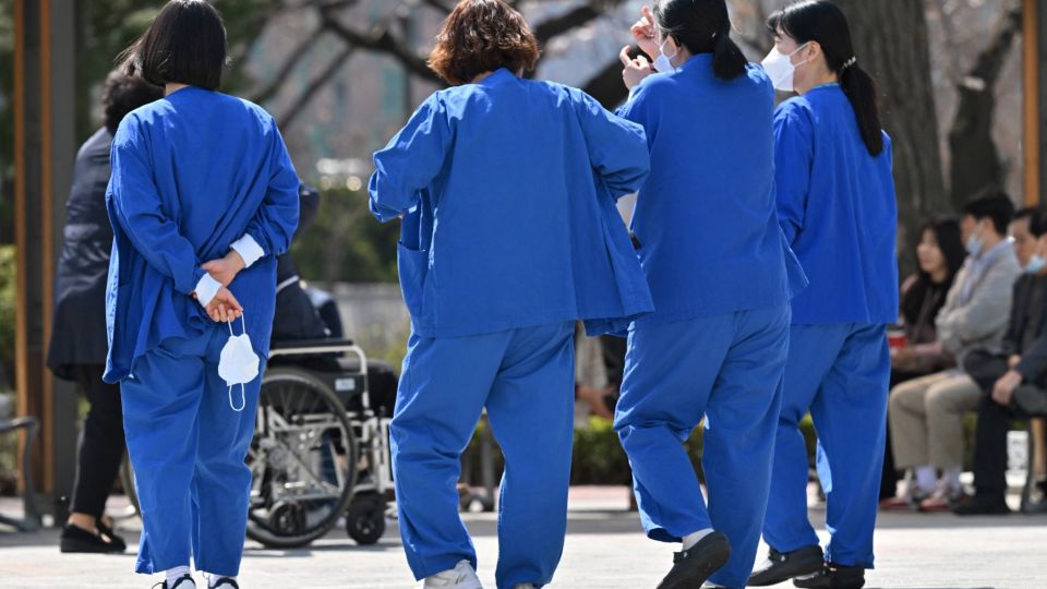 AFP__20240401__34N38BY__v1__MidRes__SkoreaLabourDoctorsStrike.jpg