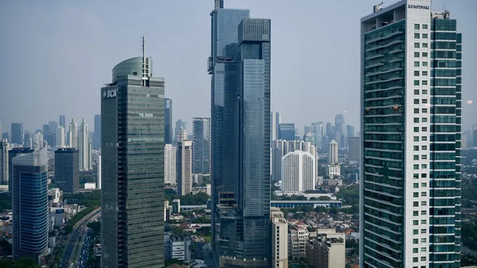 AFP__20240605__34VC7J6__v1__MidRes__IndonesiaEconomy.webp