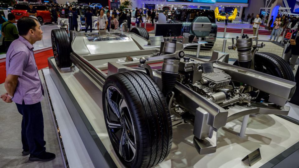 AFP__20240718__364F7Q6__v1__MidRes__IndonesiaAutoShow.jpg