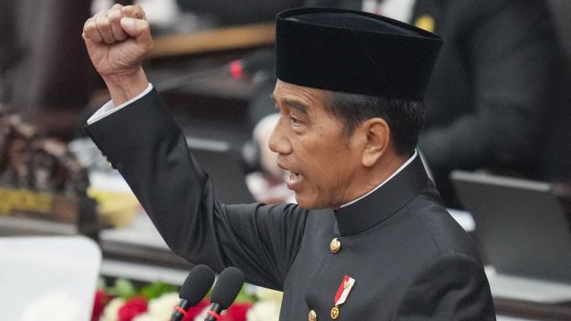 AFP__20240816__36EB2G4__v1__MidRes__IndonesiaPolitics.jpg