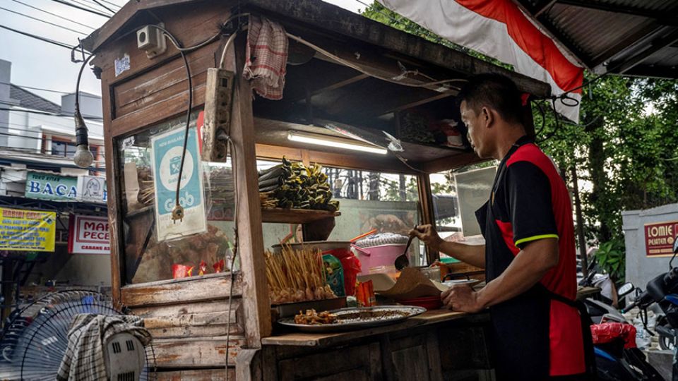 AFP__20241118__36MR7EF__v1__MidRes__IndonesiaLifestyle.jpg