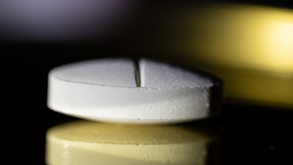 AFP__20250110__36TG3KU__v1__MidRes__FranceHealthMedicineAntibiotic.jpg