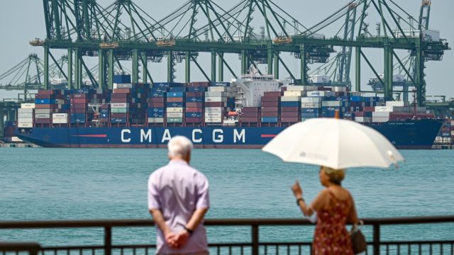 AFP__20250203__36X27DQ__v3__MidRes__TopshotSingaporeEconomyTrade.jpg