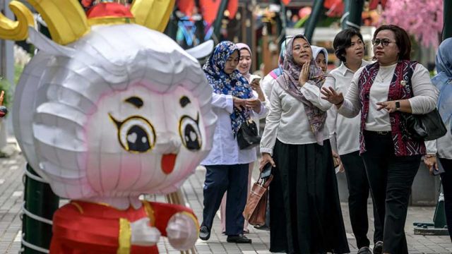 AFP__20250212__36XL48L__v1__MidRes__IndonesiaLunarCapGoMeh.jpg