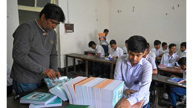 AFP__20250214__36X33B8__v1__MidRes__BangladeshPoliticsEducationHistory.jpg