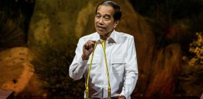Indonesia ex-president Jokowi’s diploma challenger faces defamation trial