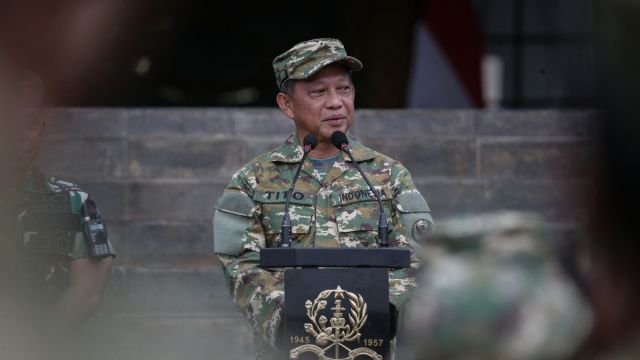 AFP__20250221__36YB4HB__v1__MidRes__IndonesiaPoliticsRetreat.jpg