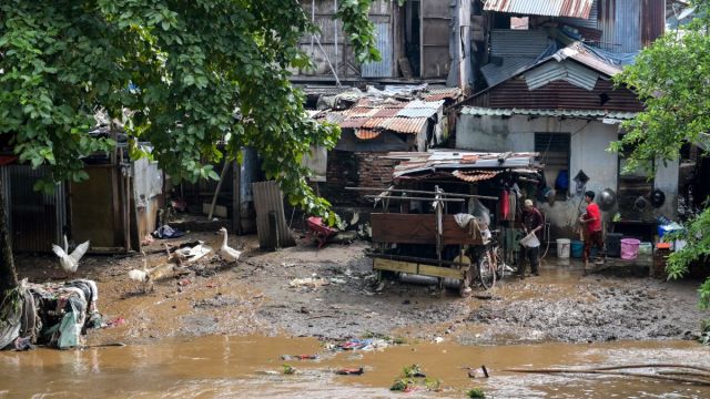 AFP__20250305__36ZB6BT__v1__MidRes__IndonesiaFlood.jpg