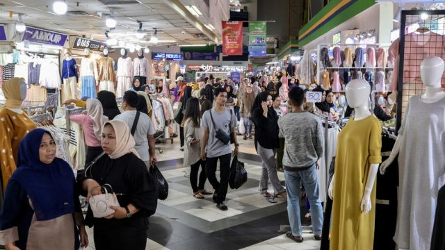 AFP__20250306__36ZB44U__v1__HighRes__IndonesiaEconomy1.jpg