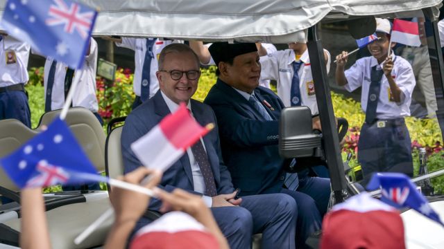 AFP__20250515__46R73AJ__v1__HighRes__IndonesiaAustraliaDiplomacy1.jpg