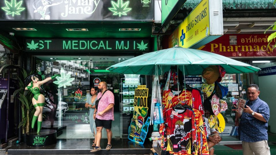 AFP__20250523__47UZ7AM__v1__MidRes__ThailandEconomyLifestyleDrugsCannabis.jpg