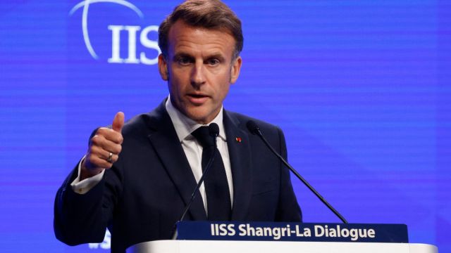AFP__20250530__48MN68V__v1__Preview__SingaporeFranceDiplomacyDefenceShangriLa.jpg
