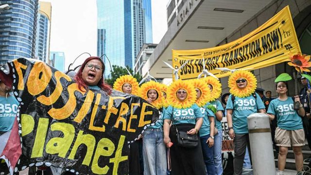 AFP__20250605__49AJ88A__v1__MidRes__PhilippinesEnvironmentProtest.jpg