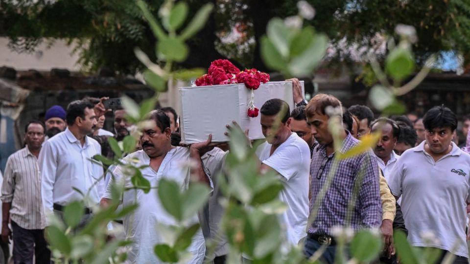 AFP__20250615__62FW6AJ__v4__MidRes__IndiaAviationCrash.jpg