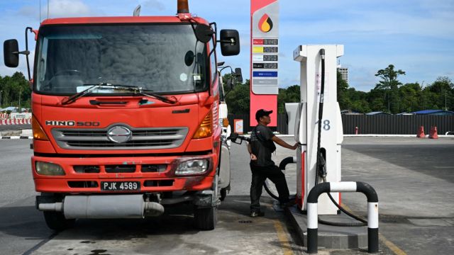 AFP__20250620__633U3JJ__v1__MidRes__MalaysiaSarawakEconomyEnergy.jpg