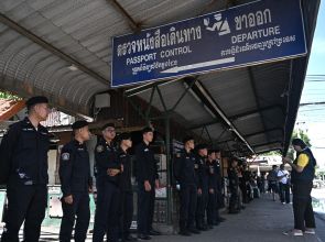 Thailand closes border crossings with Cambodia as dispute deepens