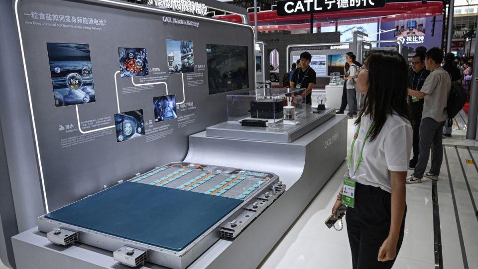 AFP__20250716__66WB8G6__v1__MidRes__ChinaEconomy.jpg