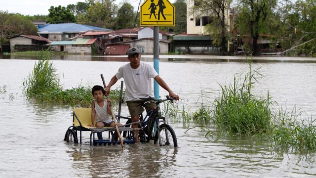 AFP__20250725__67TE6ZQ__v1__MidRes__PhilippinesWeatherFlood1.jpg