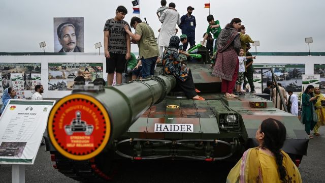 AFP__20250814__69J27T3__v1__MidRes__PakistanIndiaPoliticsDefenceIndependenceDay.jpg