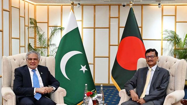 AFP__20250824__72BH39E__v1__MidRes__BangladeshPakistanDiplomacy-1.jpg