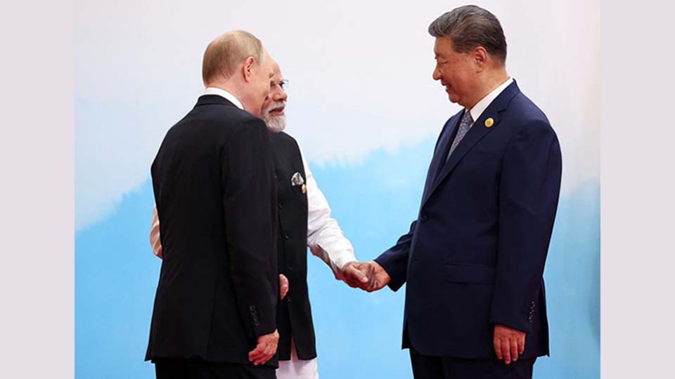 AFP__20250901__72ZG3T3__v1__MidRes__ChinaPoliticsDiplomacySco-2.jpg