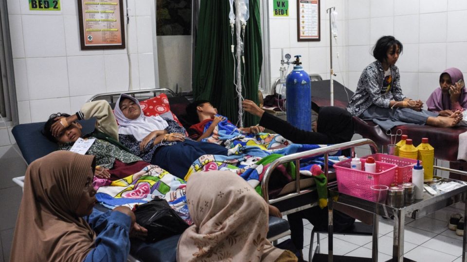 AFP__20250924__76LV4ZJ__v1__MidRes__IndonesiaChildrenFoodPoisoning.jpg