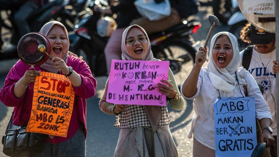 AFP__20250926__76W448E__v1__MidRes__IndonesiaHealthProtest.jpg