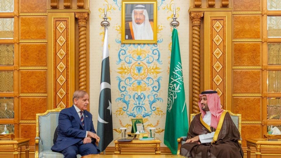 AFP__20251028__829H9ZQ__v2__MidRes__SaudiPakistanDiplomacy.jpg
