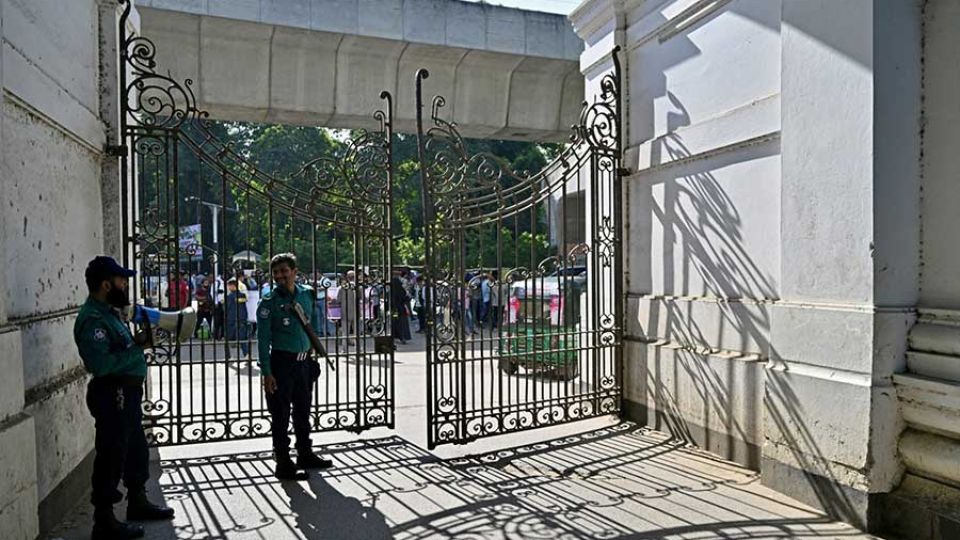 AFP__20251117__848E946__v1__MidRes__BangladeshPoliticsTrial.jpg