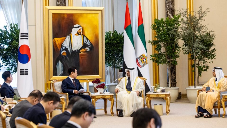 AFP__20251118__84F344B__v1__MidRes__UaeSkoreaDiplomacy.jpg