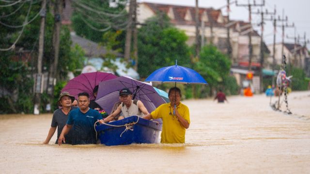 AFP__20251125__863F4T4__v1__MidRes__ThailandFloods.jpg