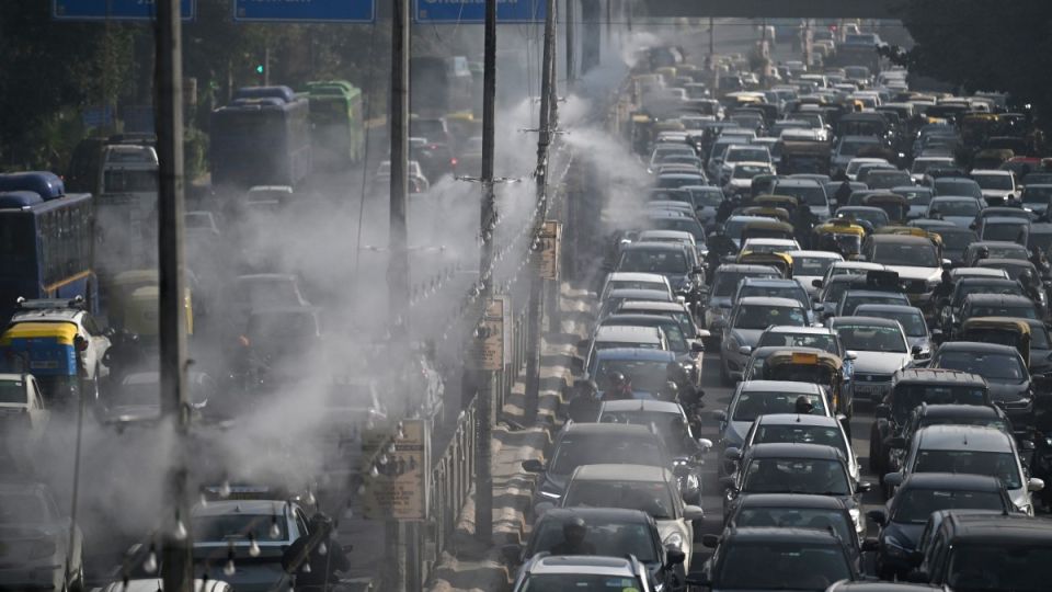 AFP__20251209__87HG6VL__v1__MidRes__IndiaEnvironmentPollution.jpg