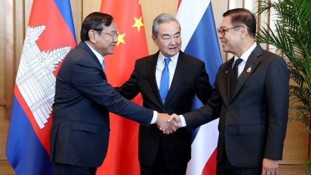 AFP__20251229__897J2WE__v1__MidRes__ChinaCambodiaThailandDiplomacyConflict.jpg