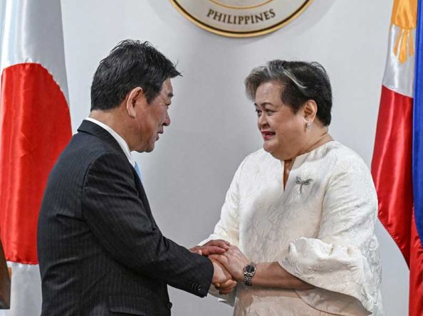 Japan, Philippines agree on logistics pact to boost security ties