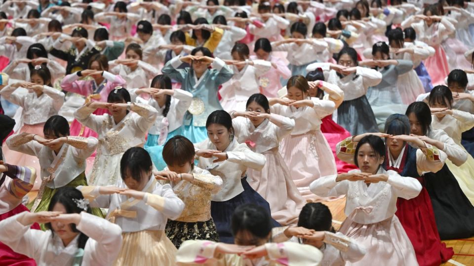 AFP__20260205__96869WF__v1__MidRes__SkoreaTraditionEducationAge.jpg